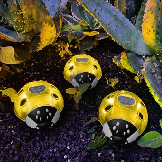 Solarna lampka ogrodowa Biedronka, żółta, 6 LED