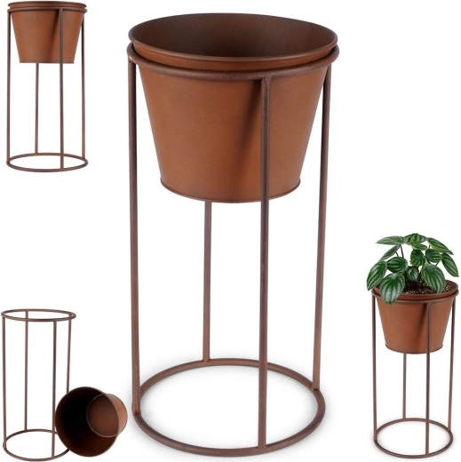 Stabilna metalowa konstrukcja z retro patyną