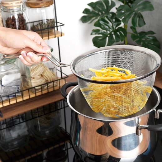 Bezpieczna obsługa nad garnkiem