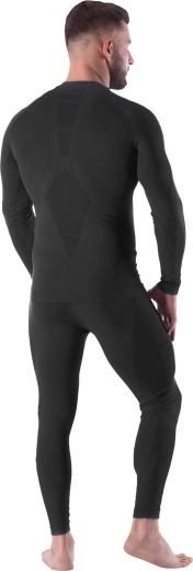 Przylegający ergonomiczny krój