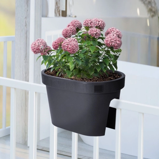 Łatwy i bezpieczny montaż na balustradzie