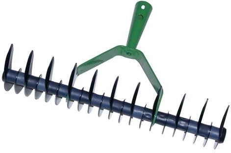 Dwustronny aerator do trawnika 36 × 13 cm bez trzonka