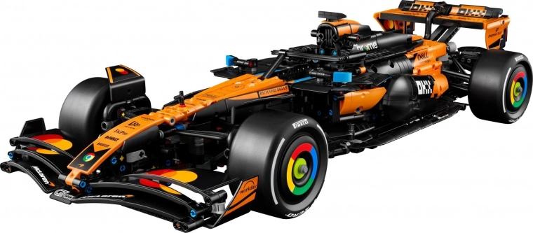 Realistyczne rozwiązania techniczne w skali 1:8