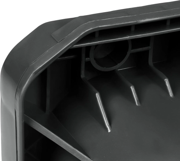 Solidna konstrukcja z wewnętrznym wzmocnieniem