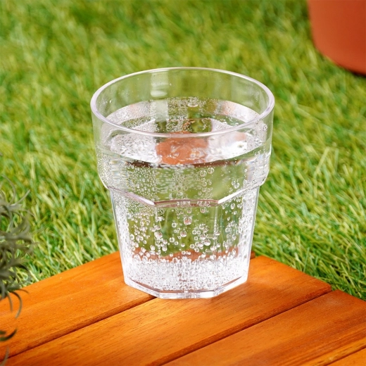 Idealny w podróż i na zewnątrz