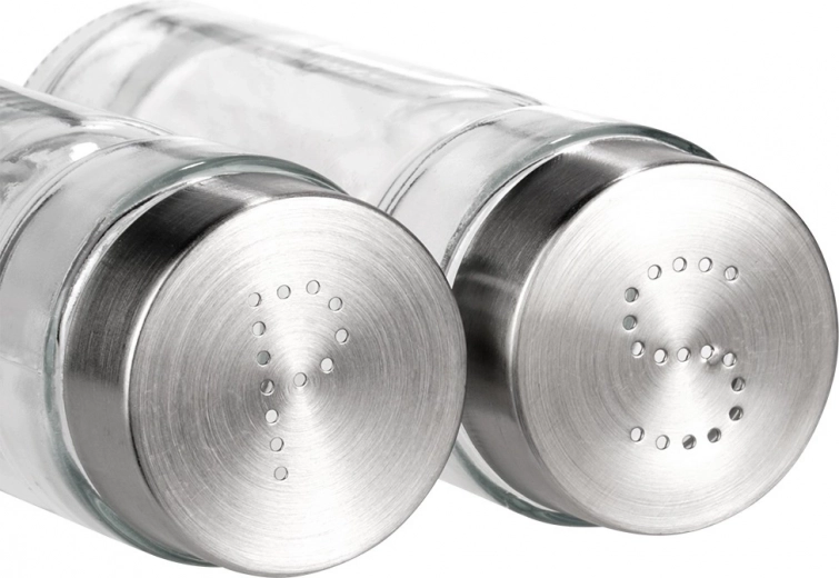 Wyraźne oznaczenia S i P