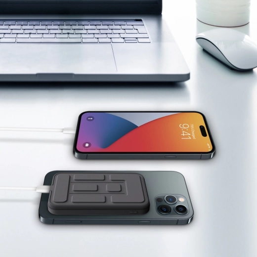 Ładowanie bezprzewodowe 15 W i USB‑C Power Delivery 20 W