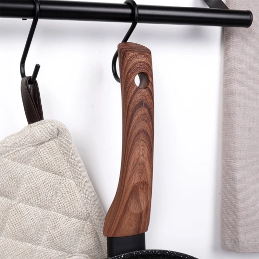 Komfortowy, drewniany wygląd uchwytu