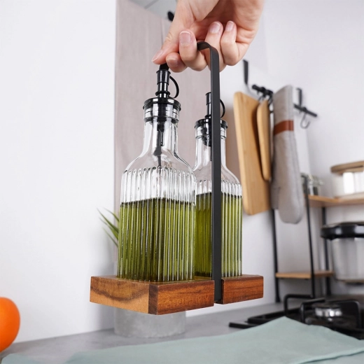 Stabilny drewniany stojak z metalowym uchwytem