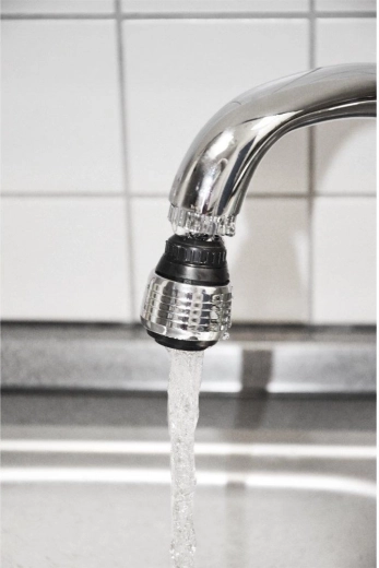 Oszczędność wody dzięki napowietrzaniu