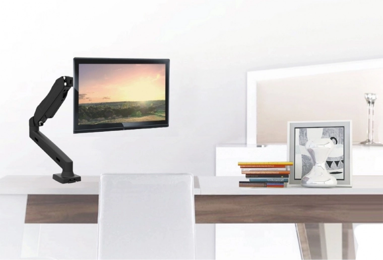 Czyste i zorganizowane biurko