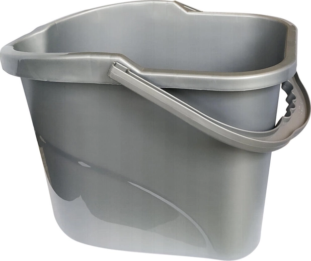 Wygodne przenoszenie i czyste wylewanie