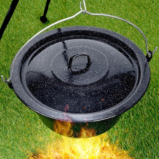 Gotowa na ogień i do ogrodu