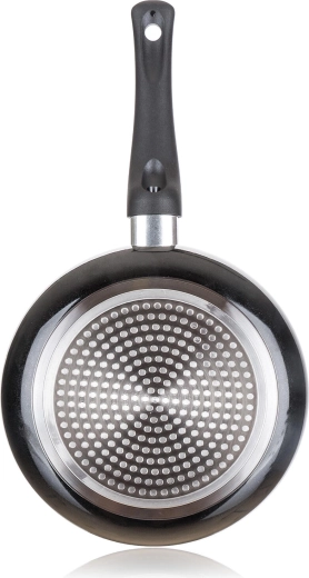 Kompatybilna ze wszystkimi płytami grzewczymi