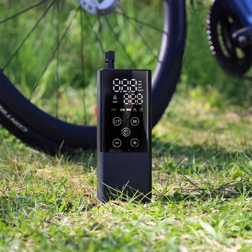 Kompaktowa konstrukcja, lampka LED i ładowanie USB‑C