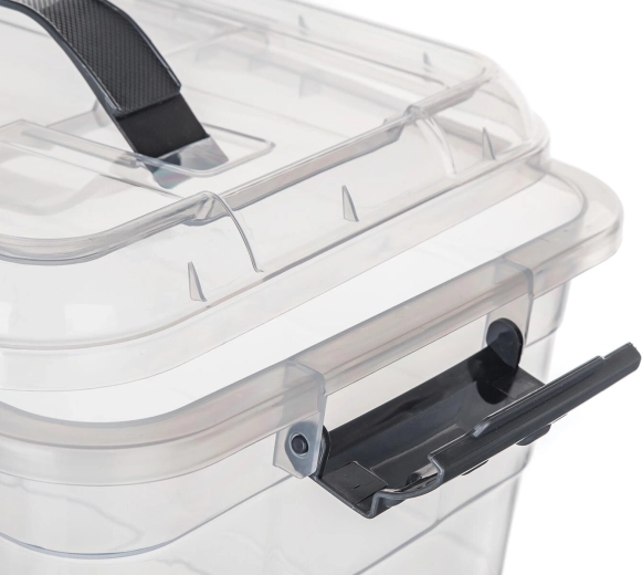 Bezpieczne zamknięcie z wytrzymałymi klipsami