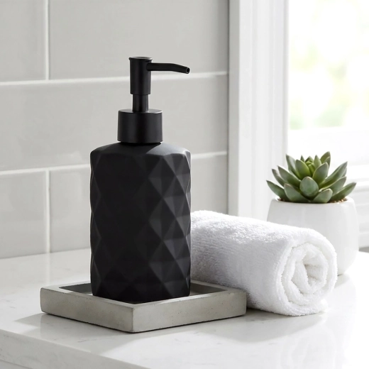 Stylowa organizacja przy umywalce i zlewie