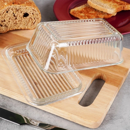 Praktyczne wieczko chroni świeżość i smak