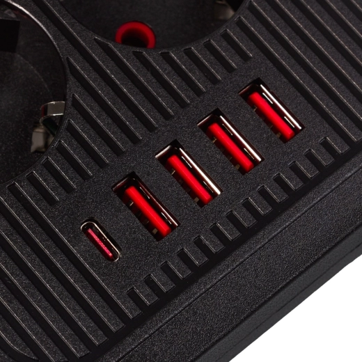 USB‑A i USB‑C do szybkiego ładowania