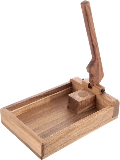 Wytrzymałe drewno akacjowe i metal