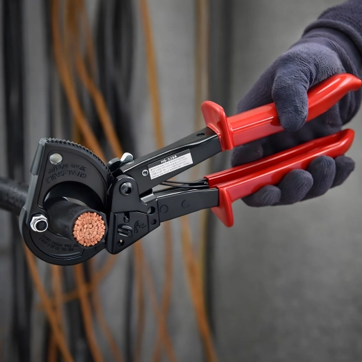 Mocne cięcie aż do 240 mm²