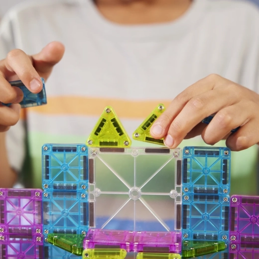 Bezpieczne i kompatybilne z całym światem MAGNA-TILES