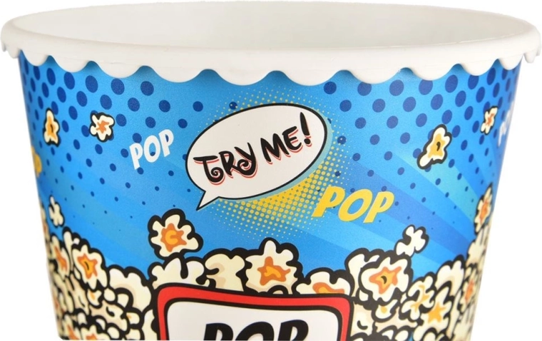 Wygodne serwowanie dzięki szerokiemu brzegowi