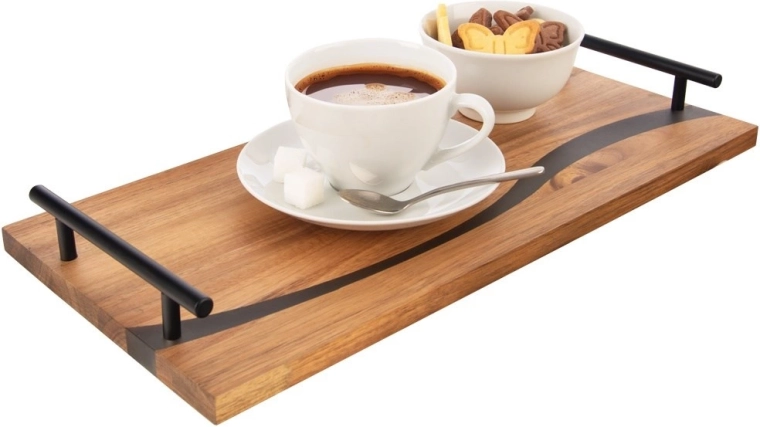 Wygodne przenoszenie dzięki solidnym metalowym uchwytom