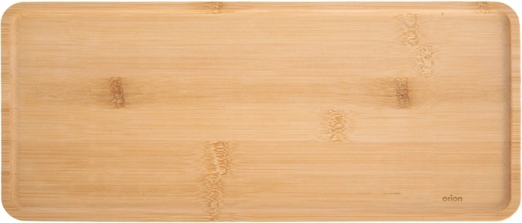 Praktyczny kształt z delikatnie podwyższonym rantem