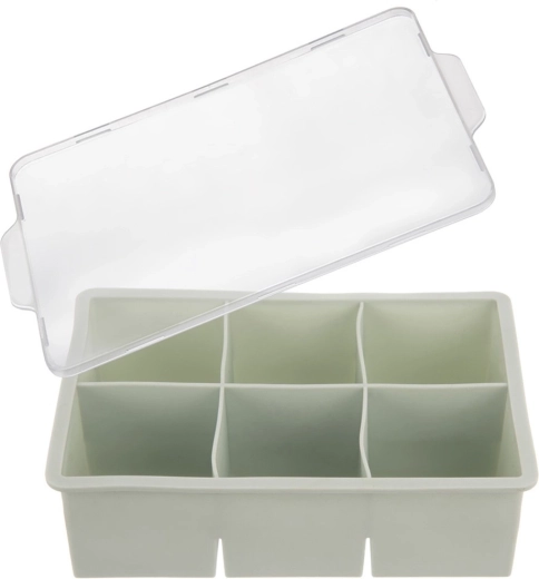 Łatwe wyjmowanie dzięki elastycznemu silikonowi