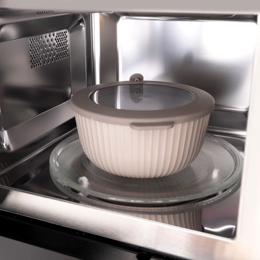 Bezpieczne podgrzewanie w kuchence mikrofalowej