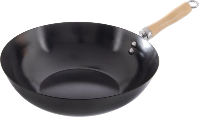 Średnica 30 cm także na większe porcje
