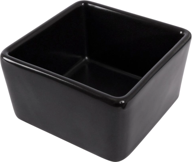 Kompaktowa i praktyczna pojemność 100 ml