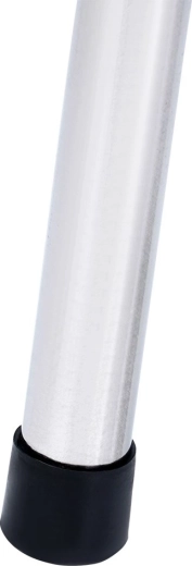 Stabilna konstrukcja na czterech nogach