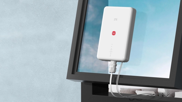 Prosta instalacja z kartą SIM i czytelnymi diodami LED