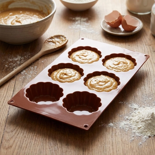 Nieprzywierający i elastyczny silikon dla łatwego wyjmowania