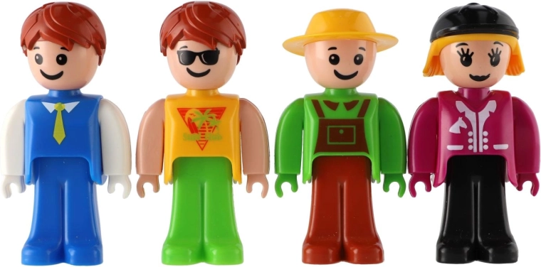 Cztery różnorodne postacie do niekończącej się zabawy