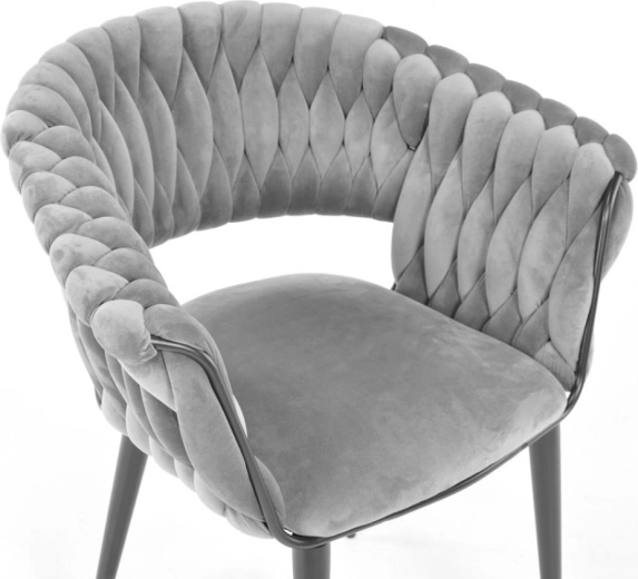 Pleciona część oparcia, która wyznacza styl