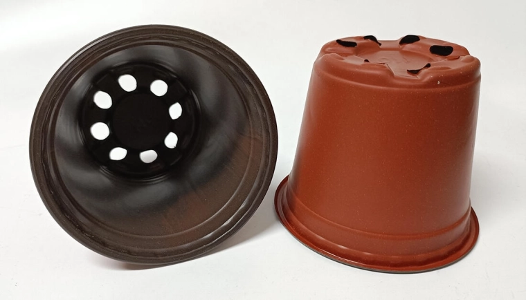 Lekka doniczka 10,7 cm terakota/czarna