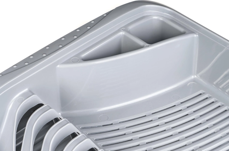 Łatwe czyszczenie i wytrzymałe tworzywo