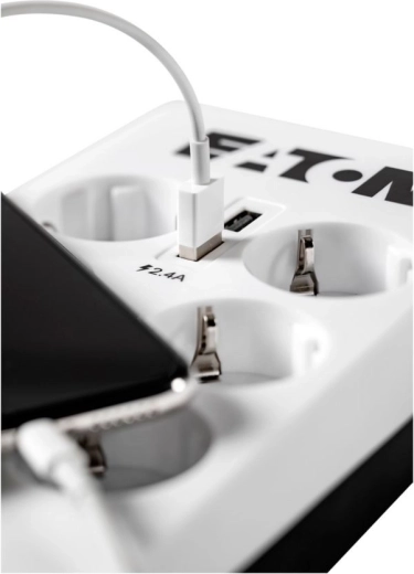 Dwa porty USB 2,4 A do szybkiego ładowania