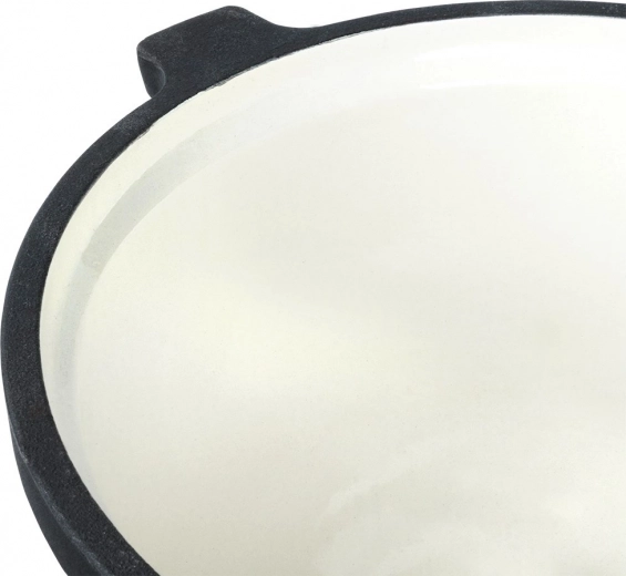 Emaliowane wnętrze dla łatwego czyszczenia