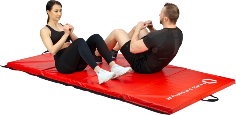 Przestronna powierzchnia do treningu także w duecie