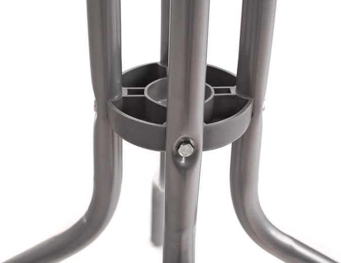 Solidna i stabilna metalowa konstrukcja