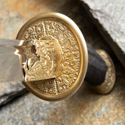 Mosiężna gardawka i jedwabne oplecenie