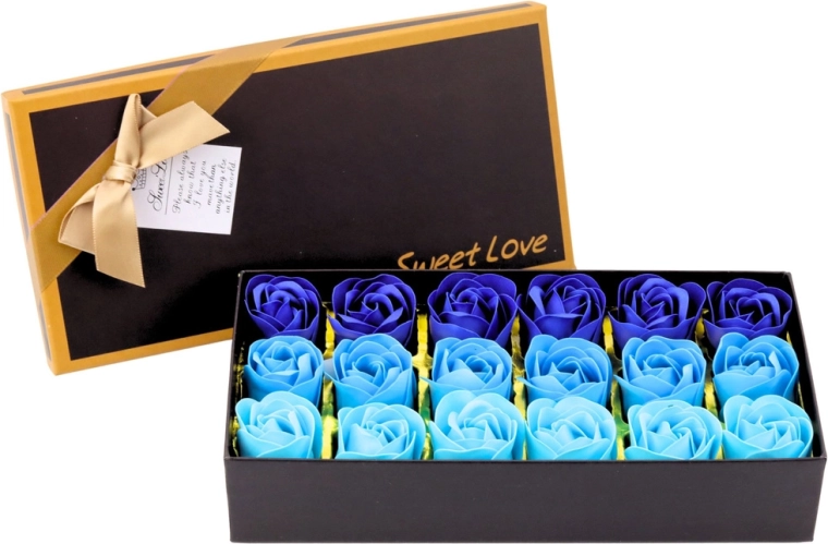 Realistyczne i delikatnie pachnące róże