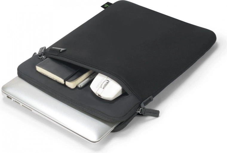 Praktyczna przednia kieszeń na akcesoria