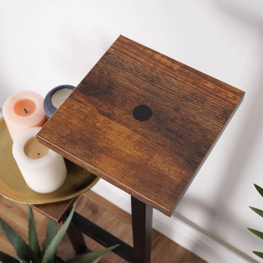 Wysokiej jakości półki w dekorze drewna