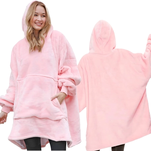 Oversize’owy krój i kaptur