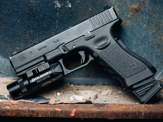 Mocne światło i precyzyjny zielony laser